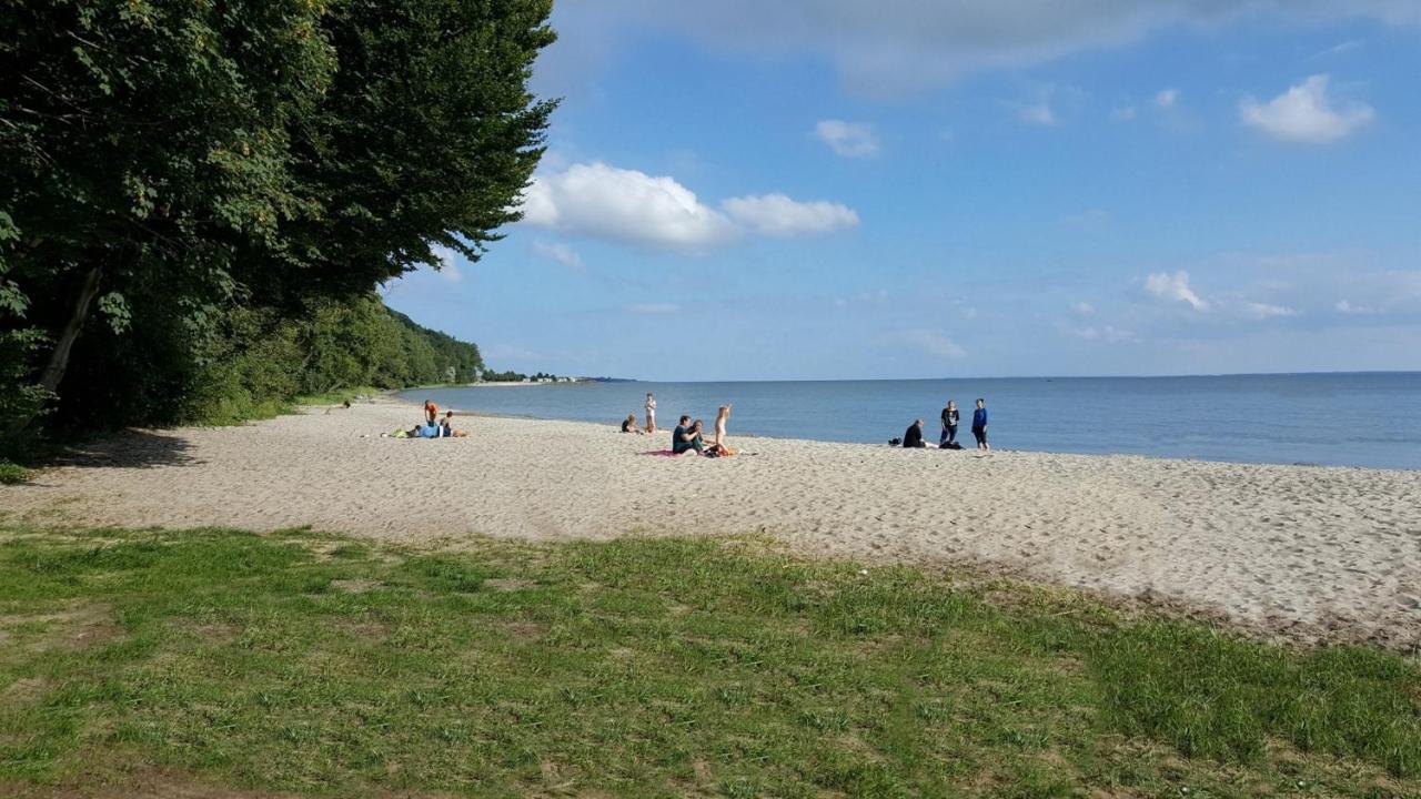 Appartement "Froschkoenig" - Oase Am Haff Garz  Bagian luar foto