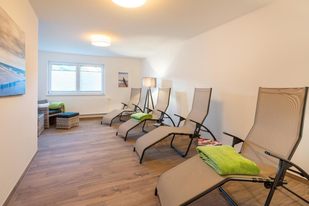 Appartement "Froschkoenig" - Oase Am Haff Garz  Bagian luar foto