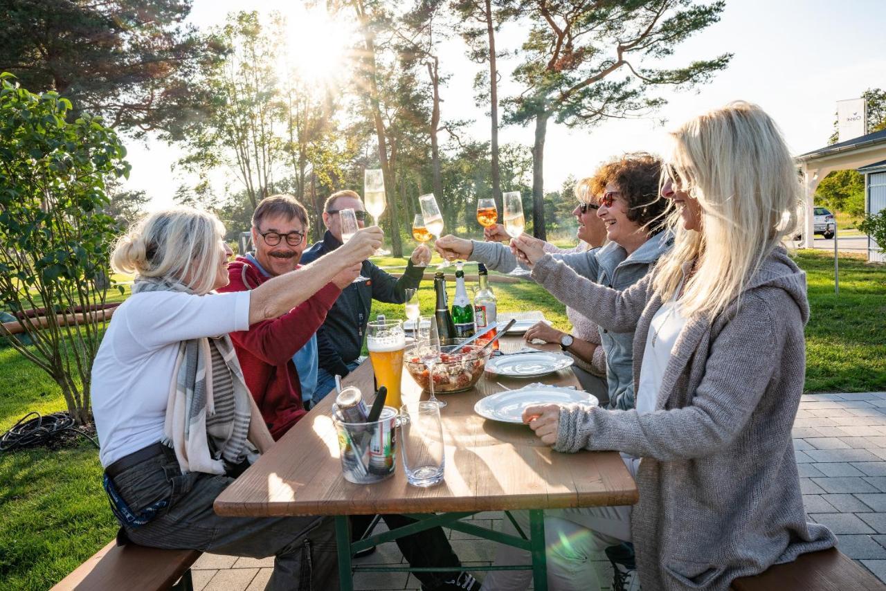 Appartement "Froschkoenig" - Oase Am Haff Garz  Bagian luar foto